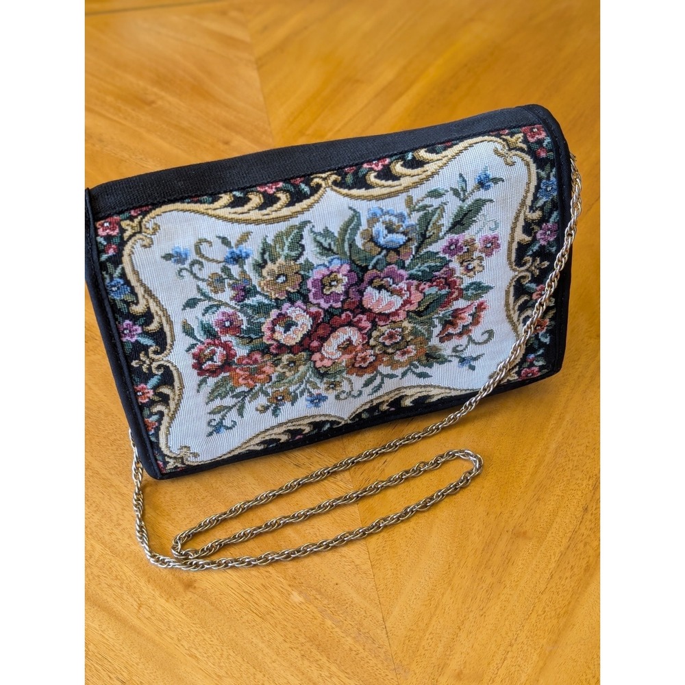 Vintage Style Floral Embroidered Tapestry Evening Bag Gold Chain Strap Purse